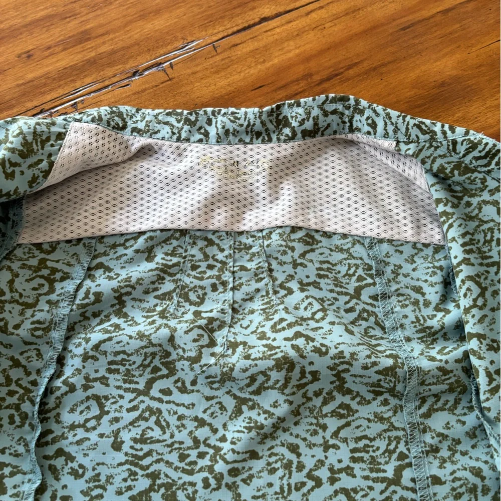 Royal Robbins Green Blue Button Down Shirt 3/4 Sleeve Fitted